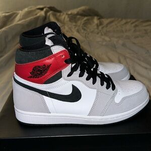Light smoke gray jordan 1 size 8 mens
